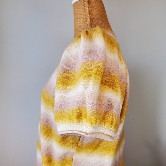 Universal Thread Retro Tan Yellow Ombre Short Sleeve Sweater - Medium - Picture 7 of 9